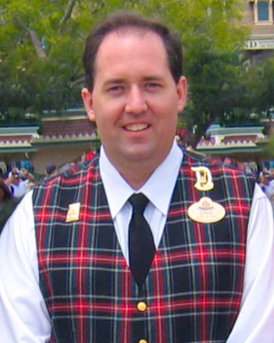 Dave Tavres | PlaidPages.com